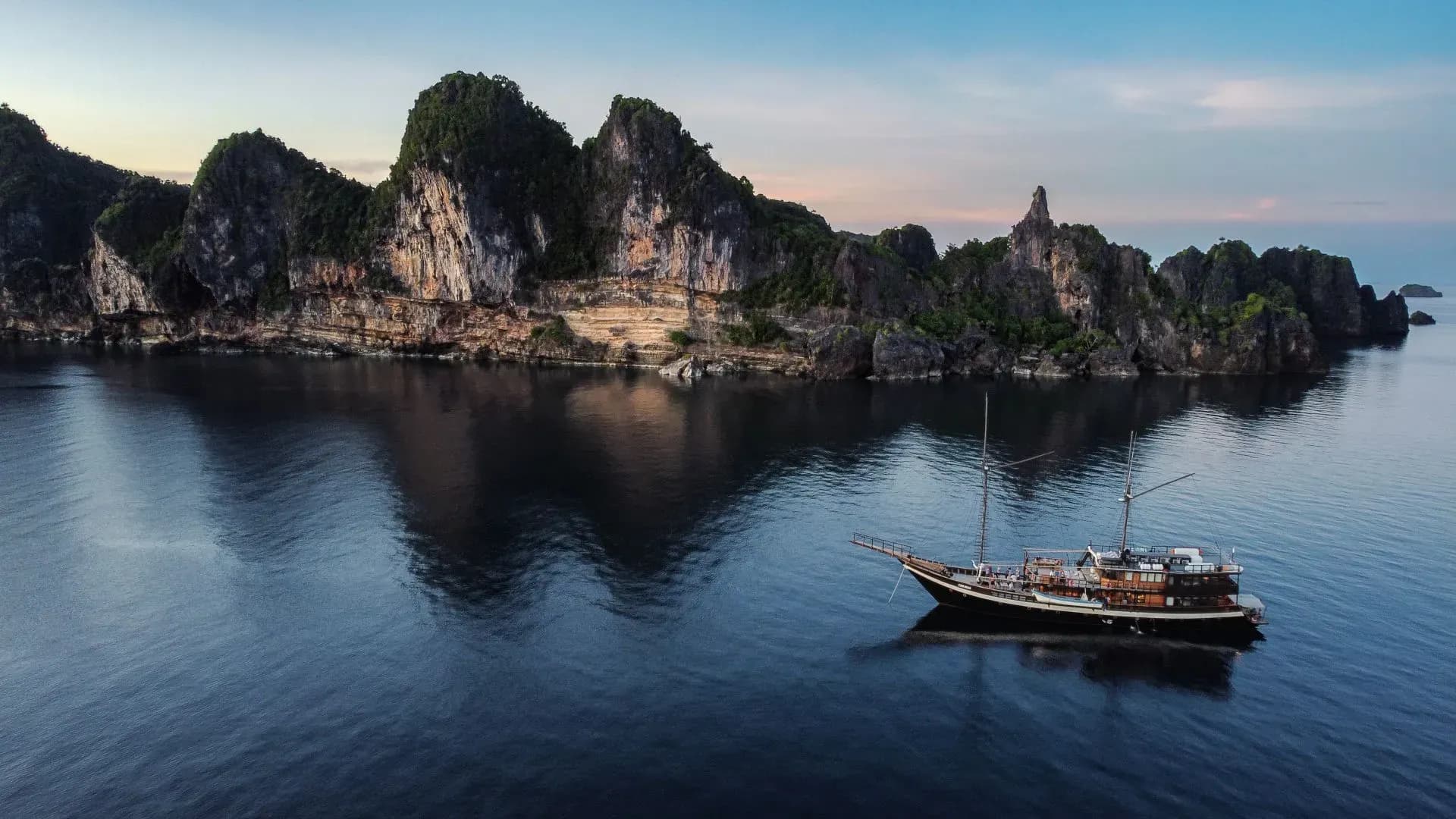 Coralia Liveaboard