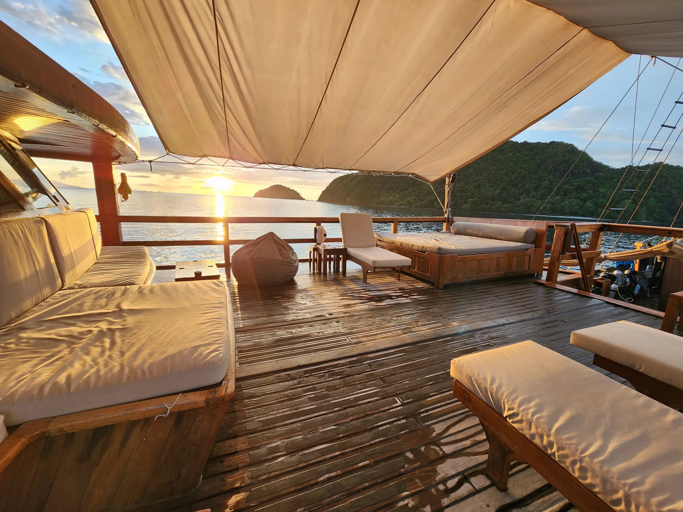 Damai I Sun Deck