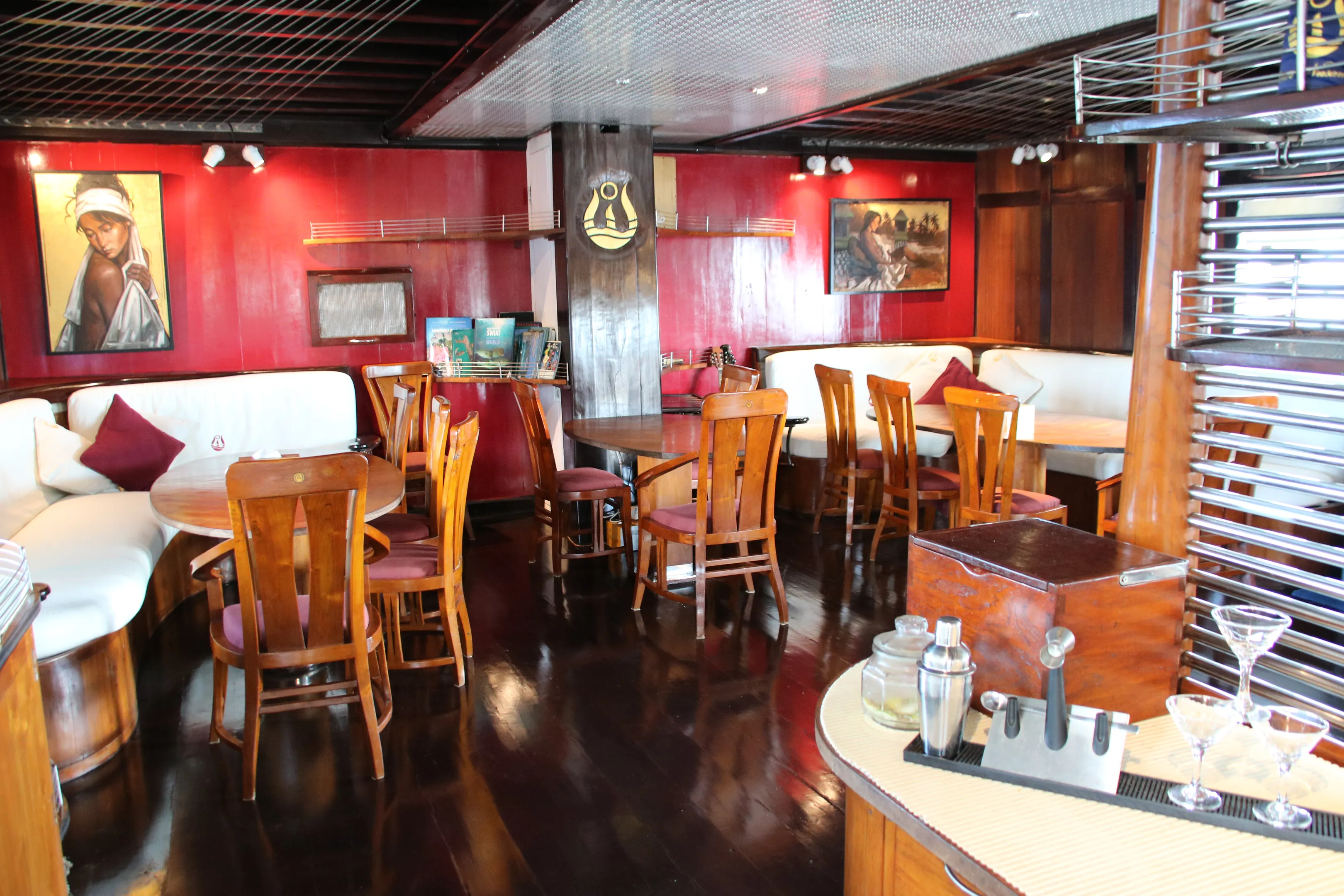Dewi Nusantara Indoor Dining