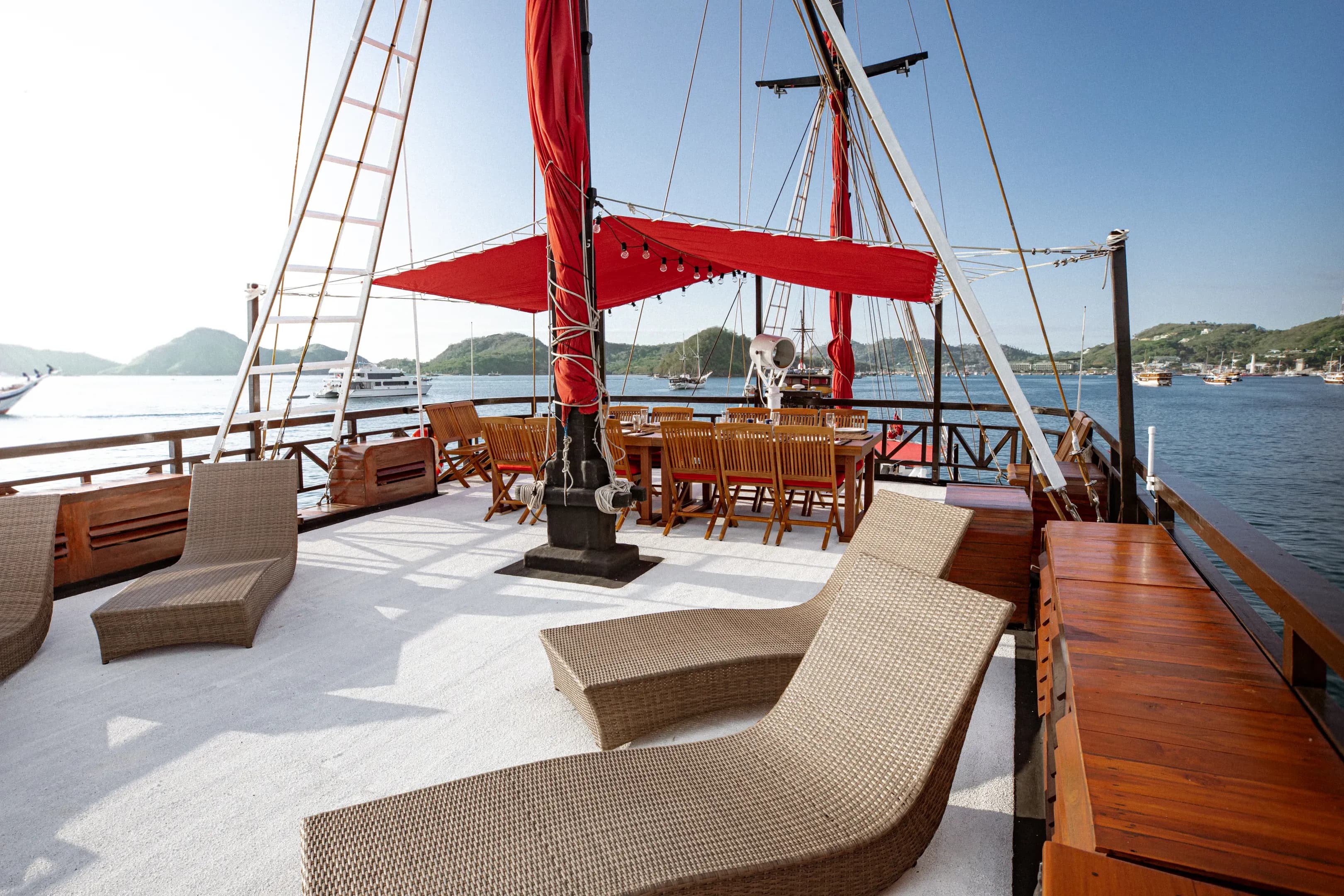 La Galigo Sun Deck
