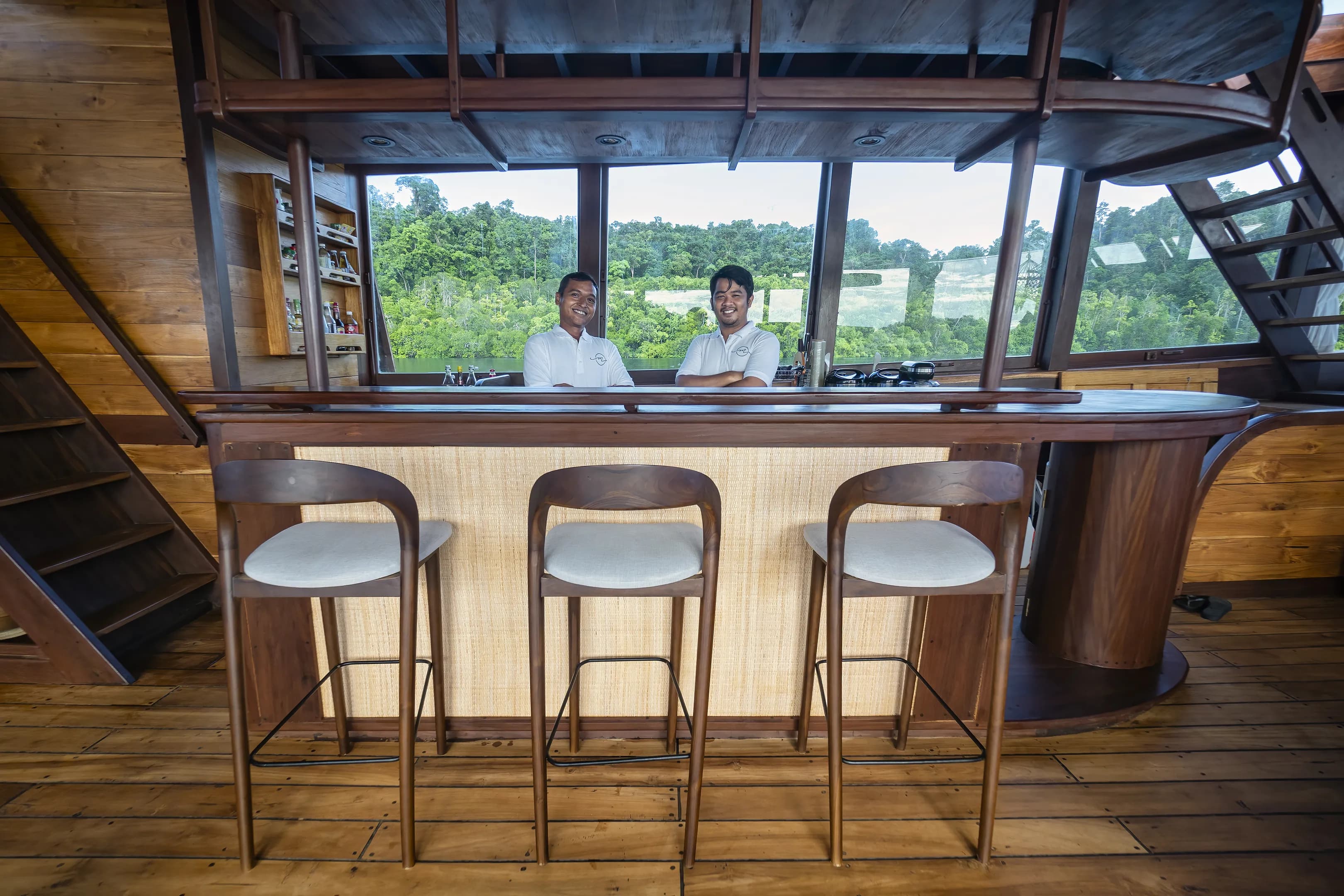 Majik Bar