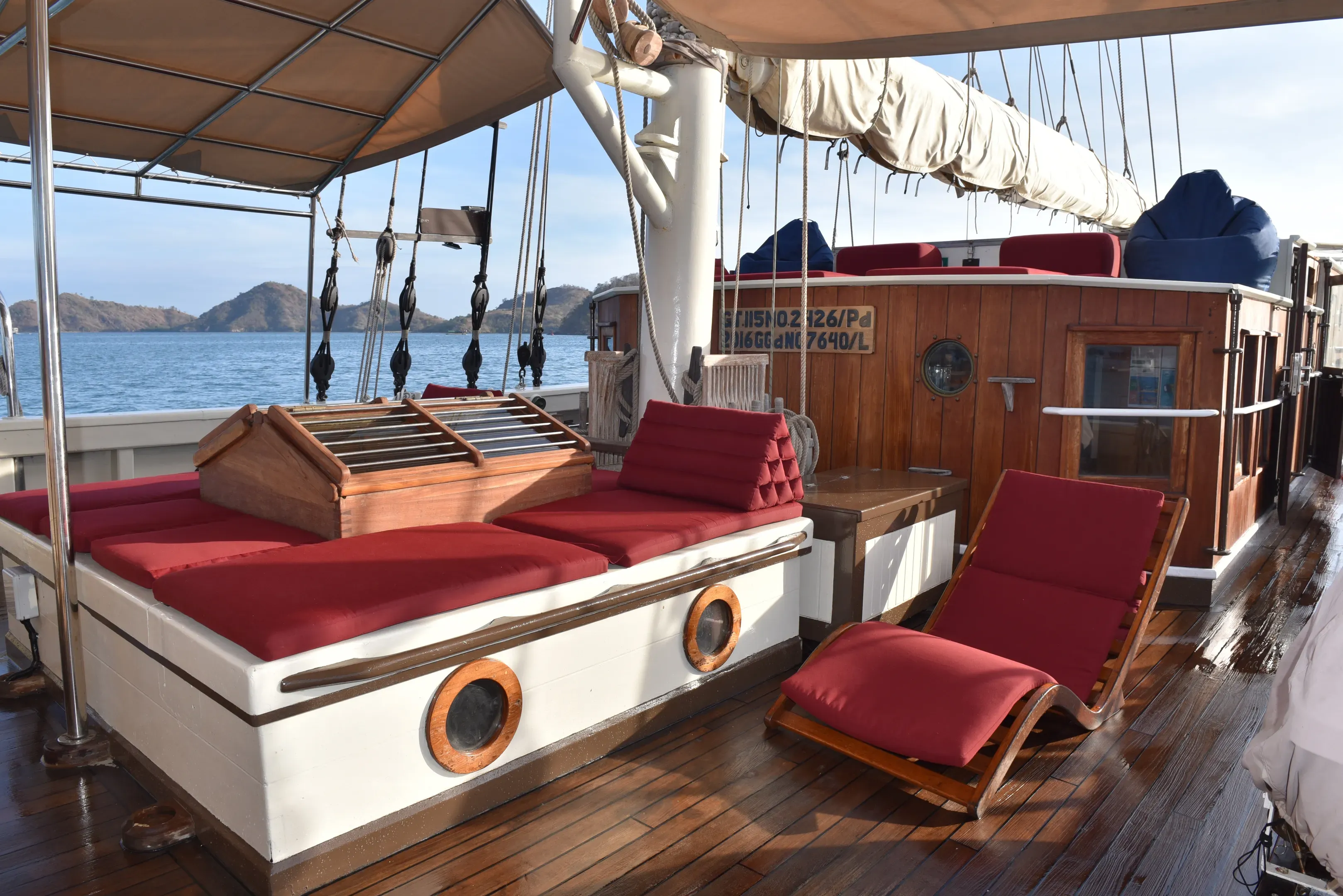 Raja Laut Deck