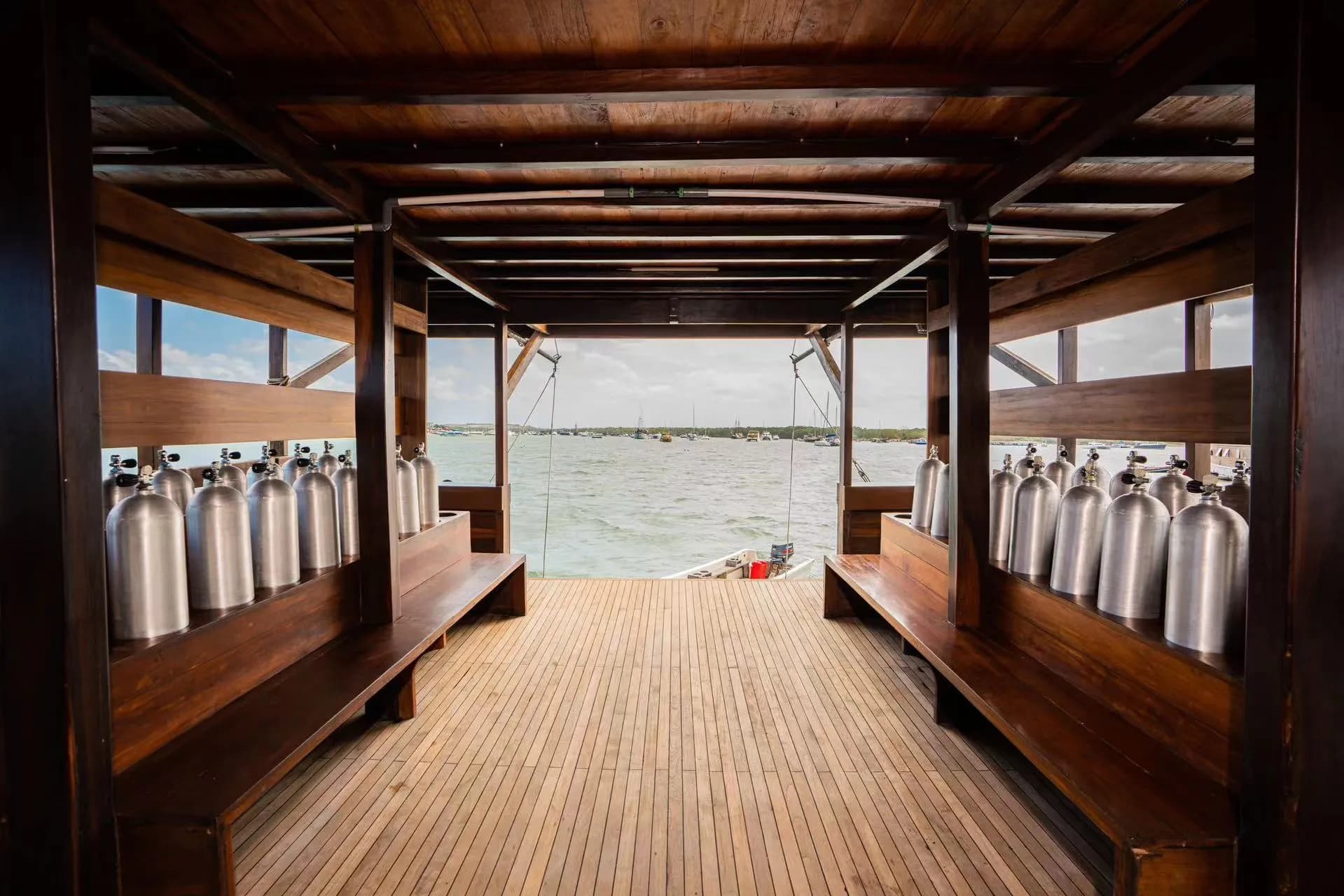 Neptune One Dive Deck