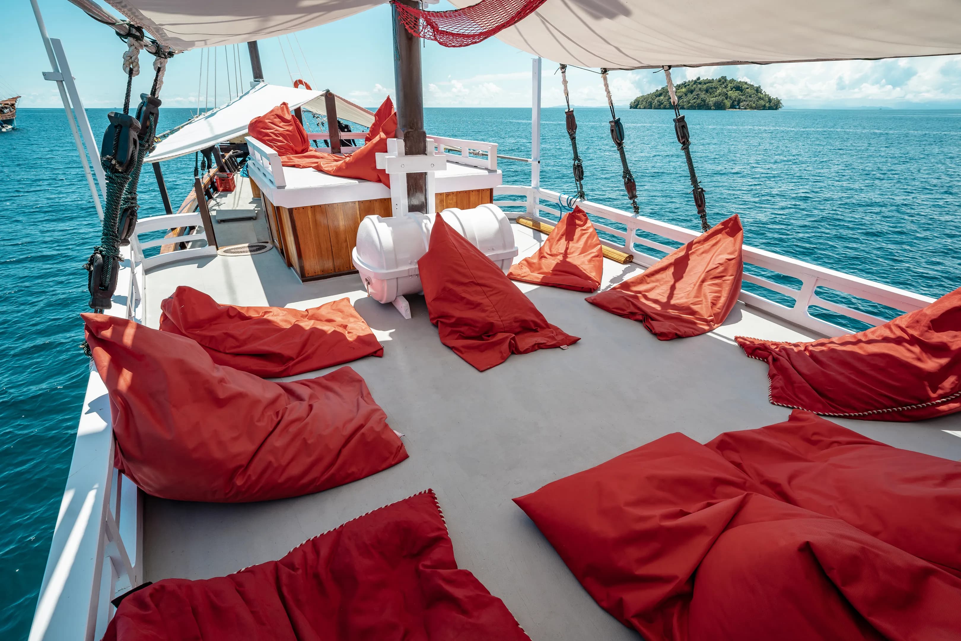 KiraKira Sun Deck